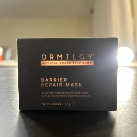 DRMTLGY Barrier Repair Mask - Picture 1 of 2